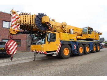 Grúa todo terreno LIEBHERR