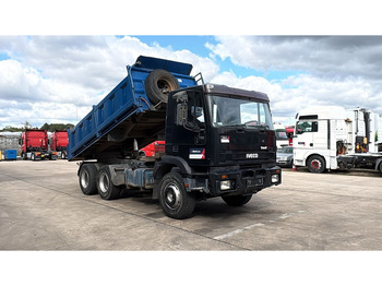 Camión volquete Iveco Eurotrakker 260 E 34 (POMPE MANUELLE / MANUAL PUMP / MANUAL GEARBOX / BOITE MANUELLE / LAMES): foto 5