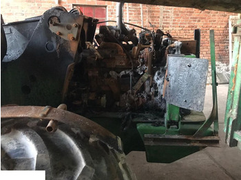 Motor para Manipulador telescópico John Deere 3400 - CZĘŚCI - Silnik: foto 2