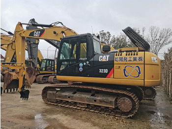 Excavadora de cadenas CATERPILLAR 323D