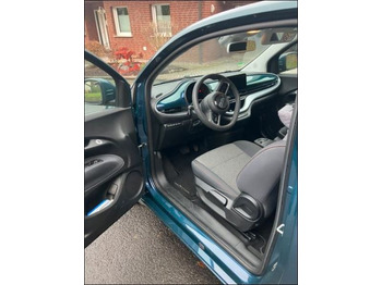 Coche Fiat 500e Icon Batterie 42 KWH ALU KLIMA KAMERA NAVI SHZ: foto 3