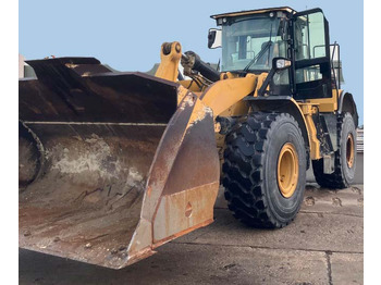 Cargadora CATERPILLAR 966M