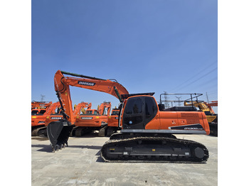 Excavadora Doosan DX300: foto 2 Excavadora Doosan DX300: foto 2