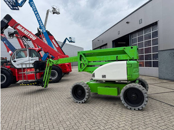 Plataforma articulada NIFTYLIFT