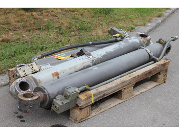 Cilindro hidráulico VOLVO