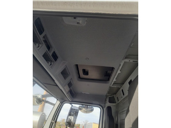 Cabina e interior MERCEDES-BENZ Atego