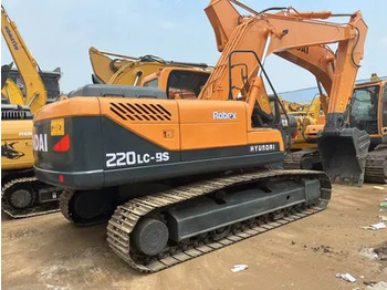 Excavadora de cadenas HYUNDAI R215