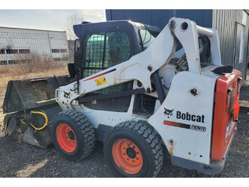 Minicargadora BOBCAT