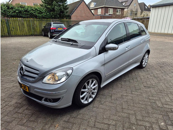 Coche MERCEDES-BENZ