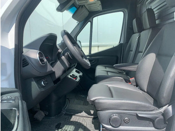 Furgón Mercedes-Benz Sprinter 317 CDI*L2H2*TREKHAAK 3,5TON*ACHTERUITRIJCAMERA*NAVI*: foto 3