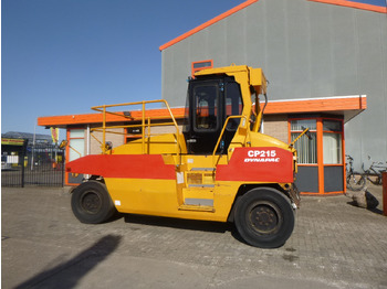 Rodillo de neumáticos HITACHI