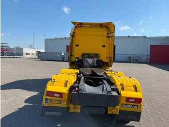 Cabeza tractora Scania R520 V8 / ENGINE RUNNING / RETARDER / HYDRAULICS / NL TRUCK / LIFT+LENKACHSE / ONLY:717000 KM / EURO-6 /2015: foto 4