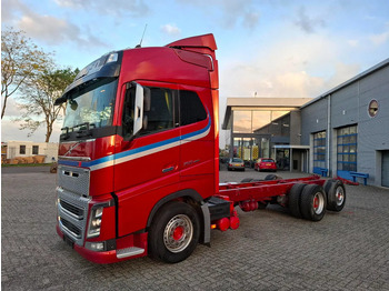 Camión chasis VOLVO FH16 750