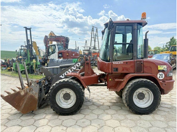 Cargadora de ruedas Volvo L30B Pro: foto 3