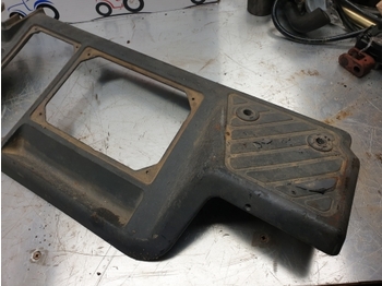 Cabina e interior para Tractor New Holland Fiat 60, M And Tm Series Right Hand Side Panel 82003608: foto 2