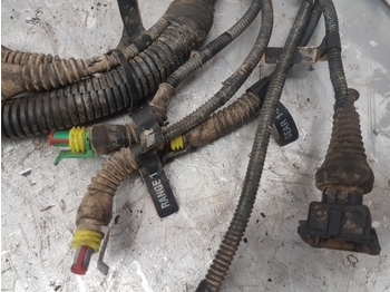 Cables/ Alambres para Tractor New Holland T5.95, T5.105, T5.115 Transmission Back End Wiring Loom 47398405: foto 3