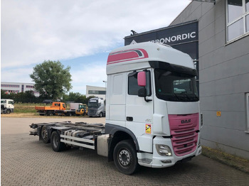 Camión portacontenedore/ Intercambiable DAF XF 460