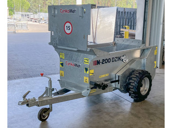 Esparcidor de estiércol CYNKOMET