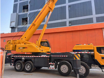 Autogrúa XCMG XCT80