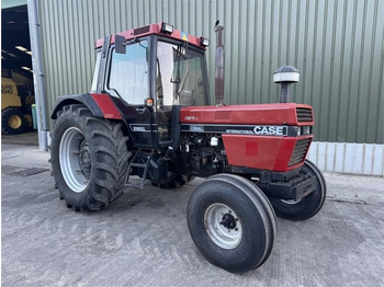 Tractor CASE IH XL