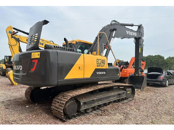 Excavadora de cadenas Volvo EC240: foto 5