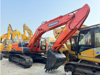 Excavadora de cadenas DOOSAN DX225