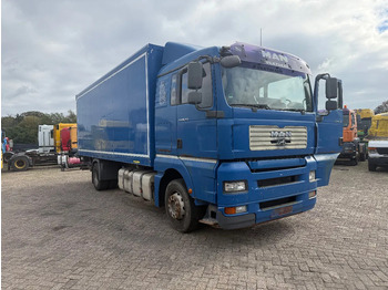 Camión caja cerrada MAN TGA 18.360
