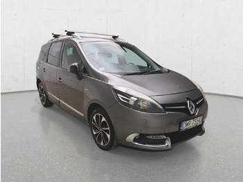 Coche RENAULT