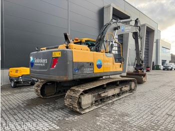 Excavadora VOLVO EC220DL