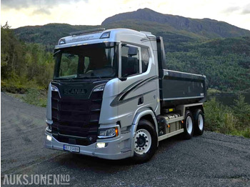 Camión volquete SCANIA R 580