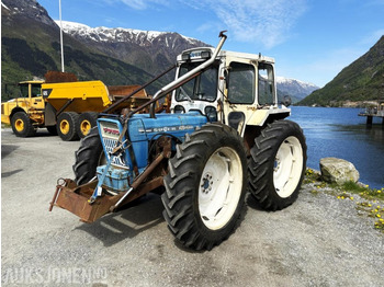 Tractor FORD