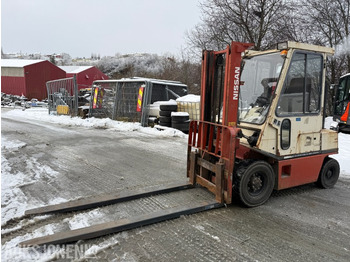 Equipo de manutención NISSAN