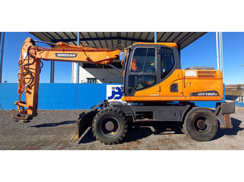 Excavadora de ruedas DOOSAN DX140W-3