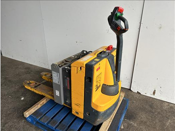Maquinaria de alimentación Jungheinrich EJE116 Electric pallet truck: foto 2