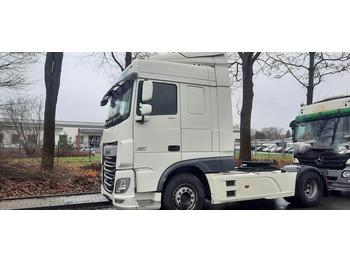 Cabeza tractora DAF XF106-460FT SZM Spoiler: foto 2