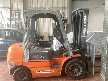 Carretilla elevadora diésel HYUNDAI