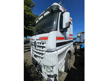 Cabeza tractora MERCEDES-BENZ