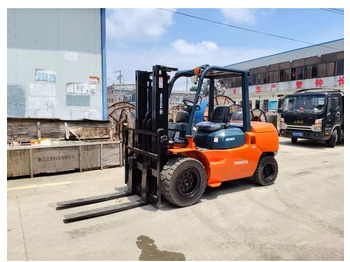 Carretilla elevadora TOYOTA