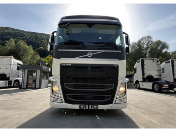 Cabeza tractora Volvo FH500 // 2016 // Mega // 2 zbiorniki // Z ruchu międzynarodowego //: foto 2 Cabeza tractora Volvo FH500 // 2016 // Mega // 2 zbiorniki // Z ruchu międzynarodowego //: foto 2