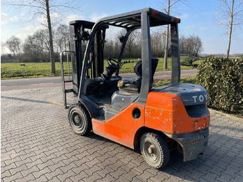 Carretilla elevadora Toyota 02 8FDF25 2.5 ton triplo diesel heftruck: foto 3