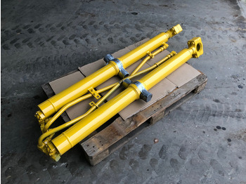 Hidráulica Komatsu D65-15 EX/PX Blade Lift Cylinder OEM 707-02-X0220: foto 3
