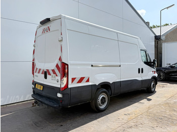 Furgón Iveco Daily 35S14 2.3 L2H2 Cruise Control Climate Control 3.5t Trekhaak Lucht geveerde stoel: foto 3