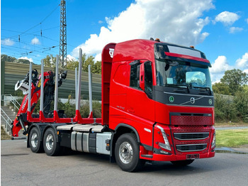 Camión forestal VOLVO FH 540