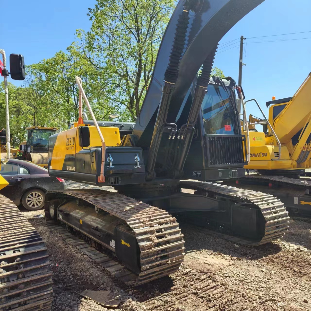 Excavadora de cadenas VOLVO EC210: foto 4