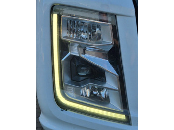Faro delantero FORD