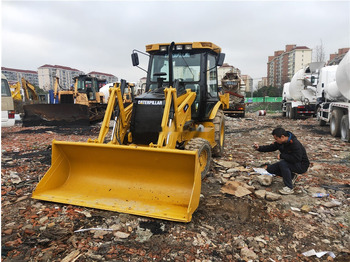 Retroexcavadora CATERPILLAR 416E