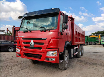 Camión volquete SINOTRUK HOWO