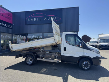 Furgoneta basculante IVECO Daily 35c12