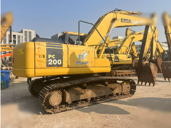 Excavadora de cadenas KOMATSU PC220-7: foto 3