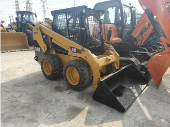 Minicargadora CATERPILLAR Used skid-steer CAT246D: foto 3